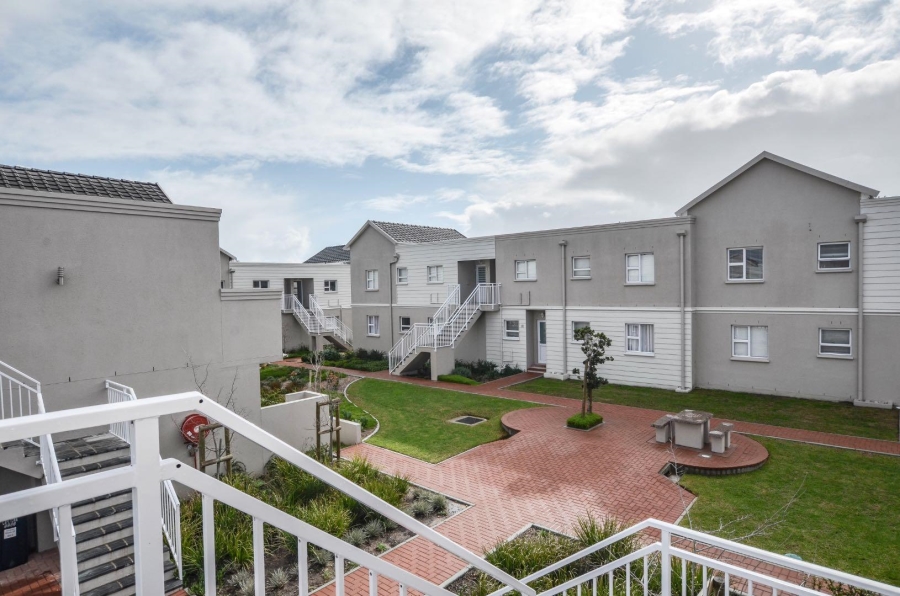 2 Bedroom Property for Sale in Sunningdale Western Cape